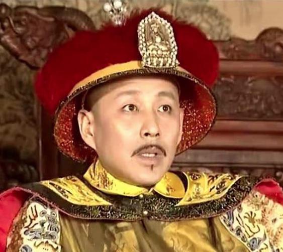 康熙祭拜孔子，到墓前为什么不肯下跪