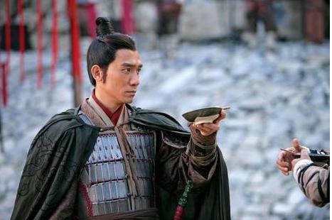 周瑜汉末三分最耀眼的人，t他为什么会被丑化
