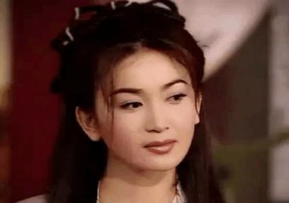 妲己在临睡之前为什么总爱吃甜食 难道她不怕胖吗