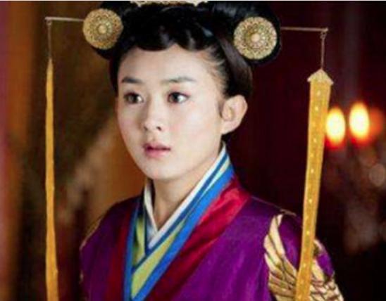 皇子有生母,为什么一般生下来都要奶妈抚养