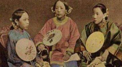 清朝皇室的婚姻生活如何 皇子和皇女是什么样的