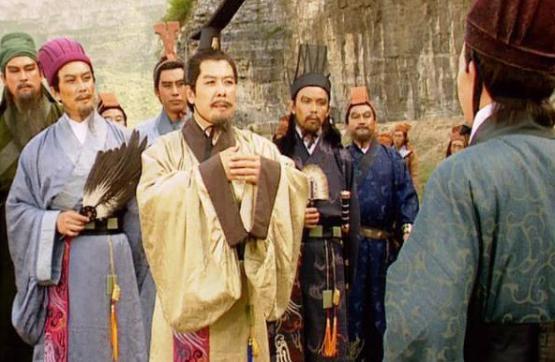 刘璋为什么要刘备带兵入蜀帮忙
