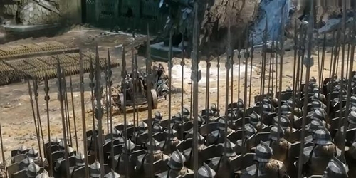 在古代打仗站在哪里要相对安全?答案告诉你要选就选第一排!