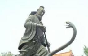 软硬兼施,看四代皇帝如何用“三刀两枪”驯服诸侯