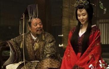 卫献公是怎么被赶下皇位的