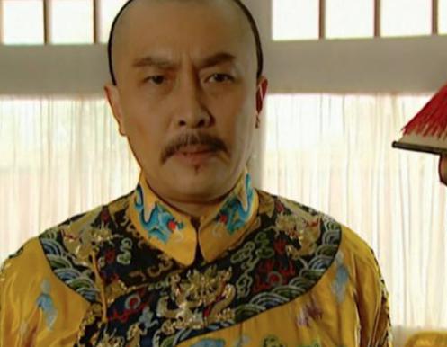 年羹尧被赐死后，接任他职位的岳钟琪后来结果怎么样