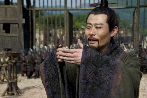 历史上东吴最先提出联刘抗曹的人谁？他又是如何说服孙权的