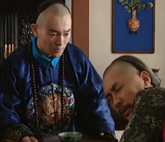 雍正将皇位传给了乾隆,他是如何对待乾隆哥哥弘时的