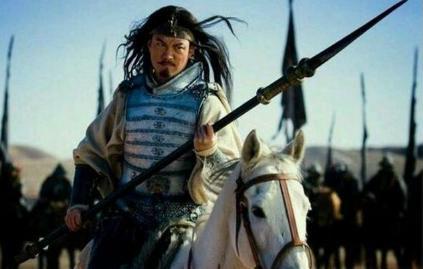 古代枪杆到底是什么做的 为什么砍不断呢