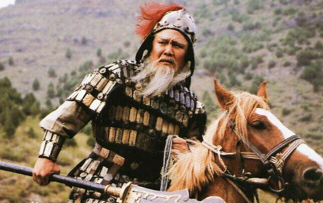 云长为什么会瞧不上五虎将之一的黄忠？