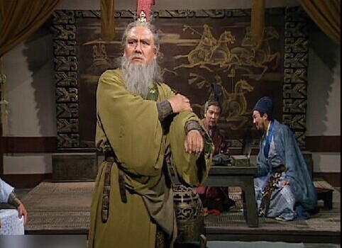 云长为什么会瞧不上五虎将之一的黄忠？