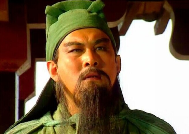 云长为什么会瞧不上五虎将之一的黄忠？