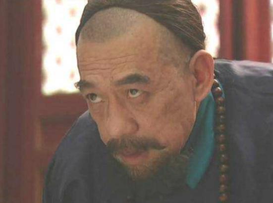 隆科多已经位极人臣,为什么还受到雍正的猜忌