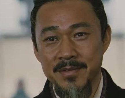 吕布被杀时曹操的心腹和嫡系都没有表态 为什么只有刘备站出来了