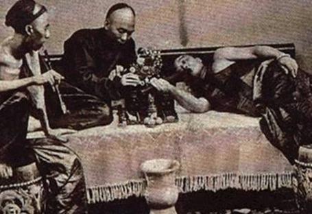 嘉庆为什么不能重振朝纲 只因他当皇帝的时间太长了