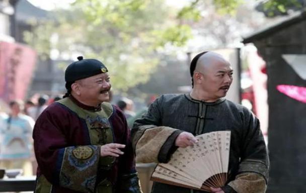 皇帝外出微服私访时,怎么证明自己就是皇帝呢
