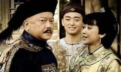 和珅被处死之后家产被抄,他的九个姬妾怎么样了