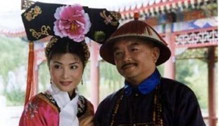 和珅被处死之后家产被抄,他的九个姬妾怎么样了