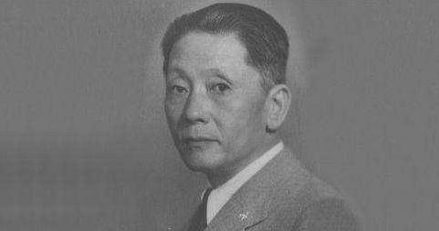 查品珍的生平如何