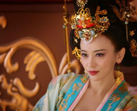 王皇后身为李治的原配皇后 她为什么斗不过武则天和萧淑妃
