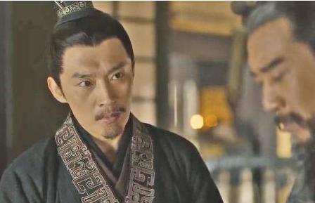 夏侯惇打仗基本都是战败的 为什么曹操从来没有亏待他呢