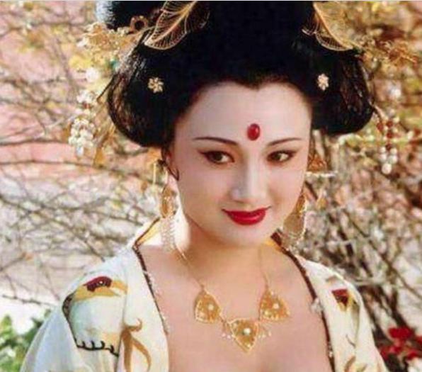 当李隆基册封杨玉环之后,寿王李瑁过得怎么样