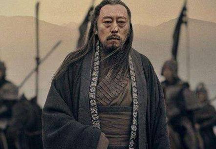 司马懿被曹爽狠狠的压制了十年 他是怎么躲过一死的呢