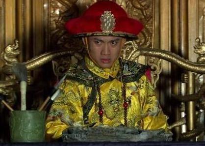 乾隆为什么不杀和珅 难道他真的不知道吗