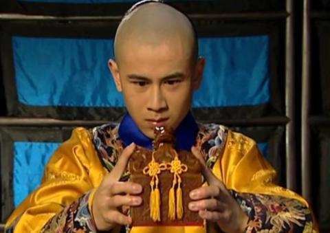 多尔衮战功赫赫，为什么死后会被顺治清算