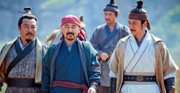 历史上最轻松的上位，赵匡胤是如何披上黄袍加身的