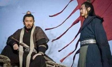 范增要杀刘邦,项羽为什么反而怀疑范增通汉