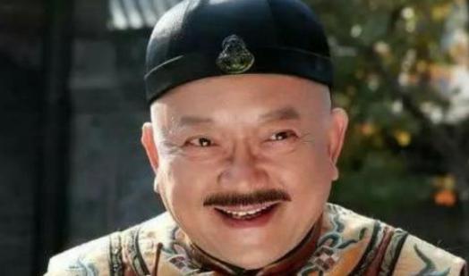 和珅为什么能在官场上如鱼得水