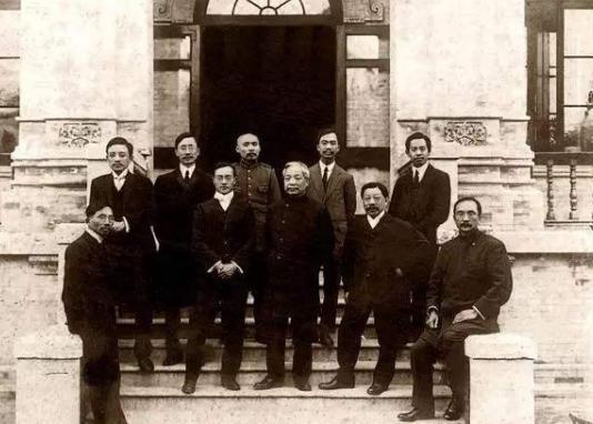 隆裕太后是个怎么样的人