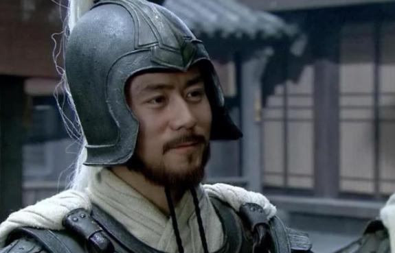 糜芳为什么会选择在刘备最辉煌的时候投靠东吴
