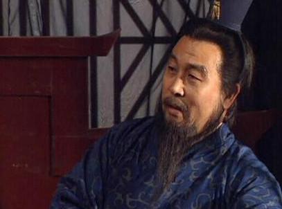袁绍明明可以有实力称霸一方 为什么却窝囊的赴死呢