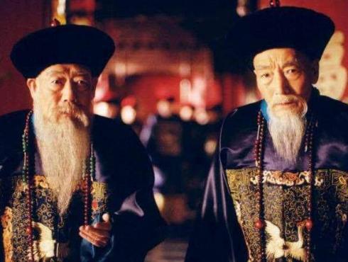 慈禧太后为什么会在任用亲信方面，反而显得非常克制