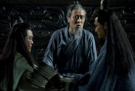 刘备临死前为什么会提到马谡 难道仅仅是巧合吗