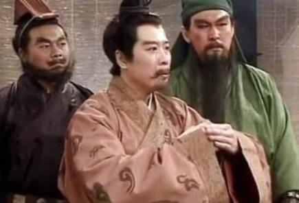 他们两人一个可敌吕布,一个胜过关羽 为什么刘备会放弃他们呢