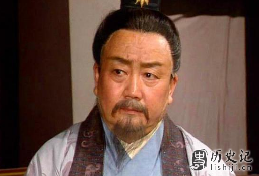 始于乱世,终于善果!贾诩是如何在乱世之中得以生存的