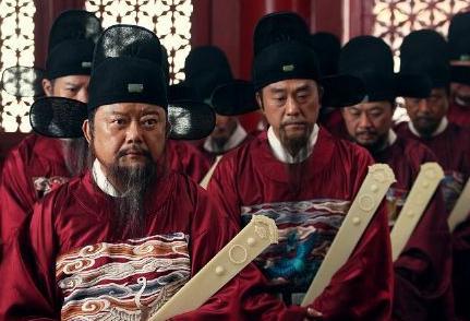 明朝灭亡后,为什么大批文臣武将降清,而不是归附南明或大顺