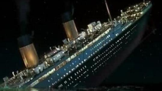 泰坦尼克号沉了100多年,为什么不打捞上来