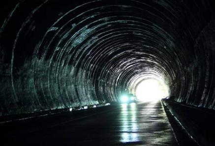 贵州时光隧道之谜 为什么有些人的时候会显示倒退一个小时