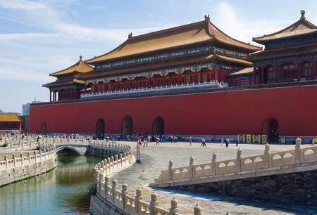 故宫之中为什么没有种树呢 主要的原因是出于什么方面