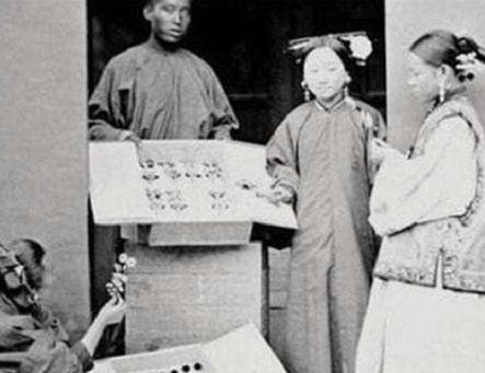 不孝有三无后为大 清朝穷人娶不到老婆是怎么延续香火的</span>
                      