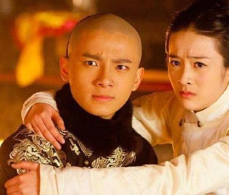 多尔衮的实力很差吗 为什么皇太极能够当皇帝