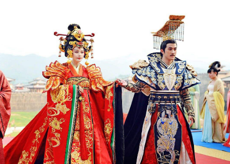 武则天去世前,为什么还是将天下还给了李家?</span>