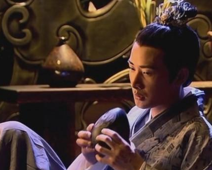 刘盈作为西汉第二个皇帝 刘盈为什么会被叫做妈宝男</span>