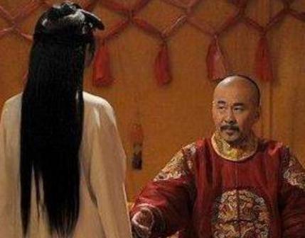 清朝皇帝等妃嫔侍寝结束后 为什么只能一个人睡觉呢