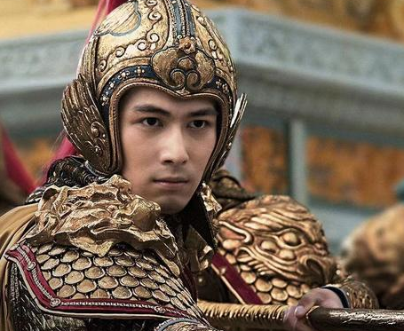 古代皇帝贴身侍卫都会武功 皇帝是怎么保证侍卫不会伤害自己的</span>