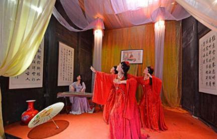 古代青楼不是只要女子吗 为什么还要养一批壮汉呢